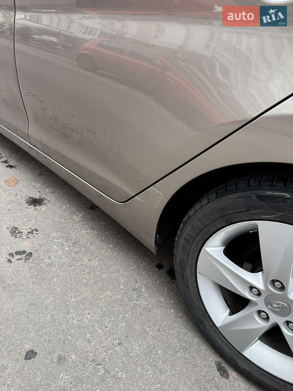 Седан Hyundai Elantra 2013 в Киеве фото 4 Седан Hyundai Elantra 2013 в Киеве