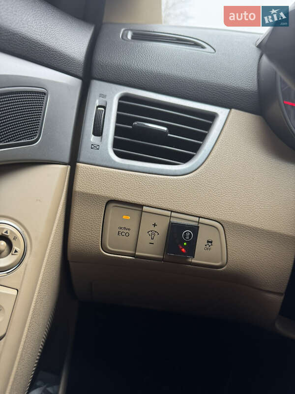 Седан Hyundai Elantra 2013 в Киеве фото 11 Седан Hyundai Elantra 2013 в Киеве
