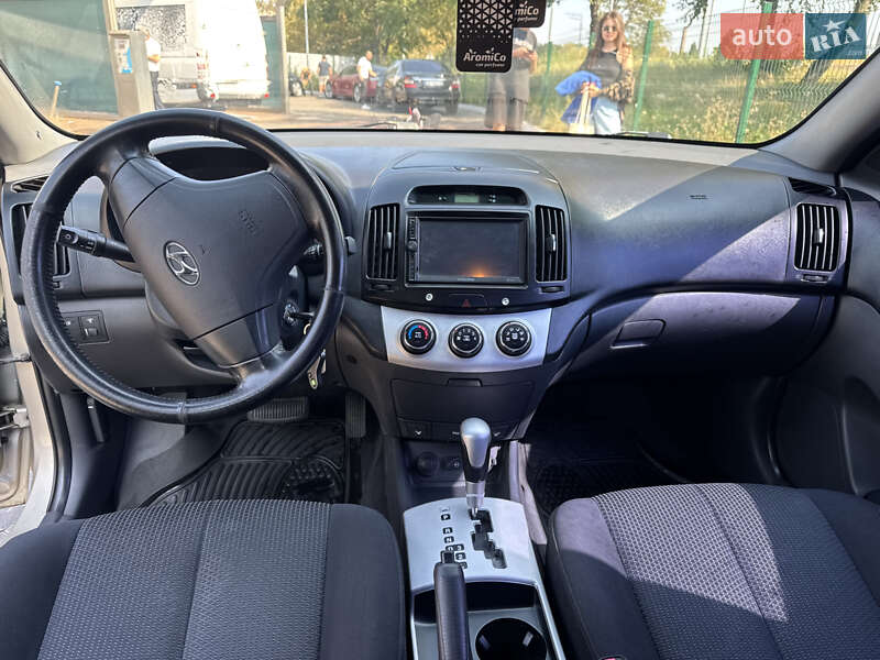 Седан Hyundai Elantra 2008 в Киеве фото 11 Седан Hyundai Elantra 2008 в Киеве