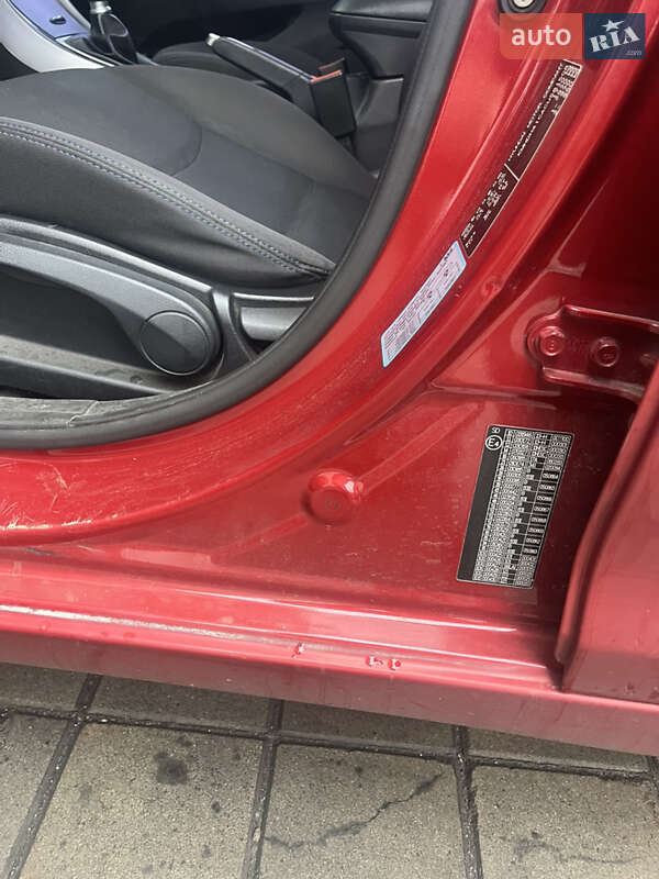 Седан Hyundai Elantra 2012 в Днепре фото 6 Седан Hyundai Elantra 2012 в Днепре