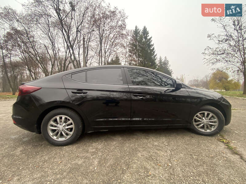 Седан Hyundai Elantra 2020 в Харькове