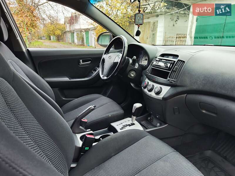 Седан Hyundai Elantra 2007 в Миколаєві