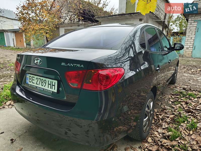 Седан Hyundai Elantra 2007 в Миколаєві