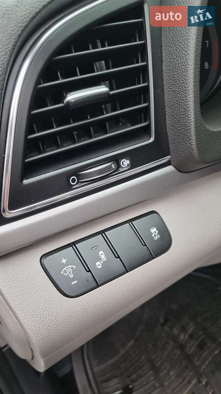 Седан Hyundai Elantra 2018 в Полтаві фото 16 Седан Hyundai Elantra 2018 в Полтаві