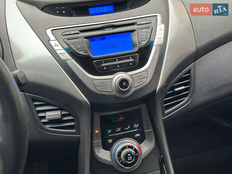 Седан Hyundai Elantra 2013 в Одессе фото 15 Седан Hyundai Elantra 2013 в Одессе