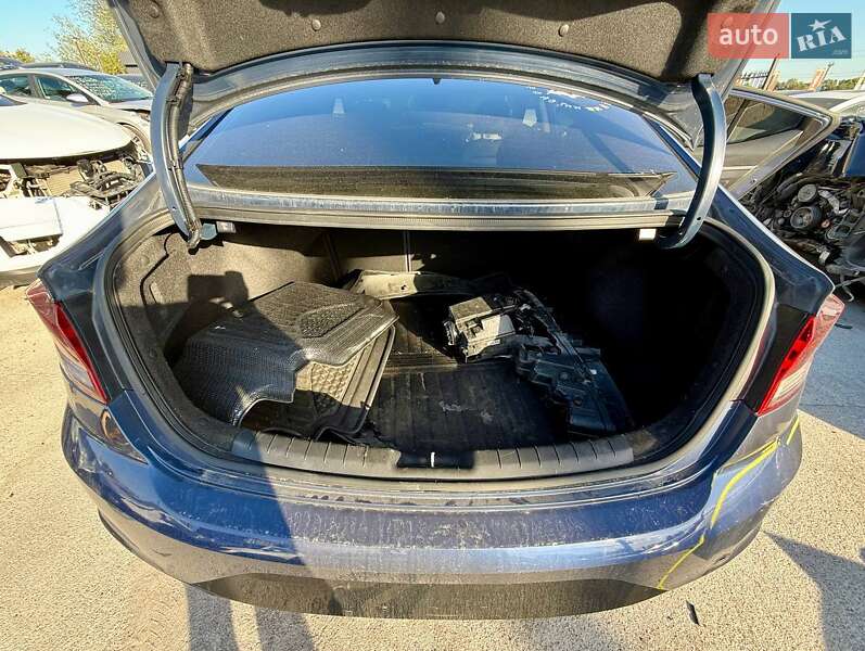 Седан Hyundai Elantra 2018 в Києві фото 28 Седан Hyundai Elantra 2018 в Києві