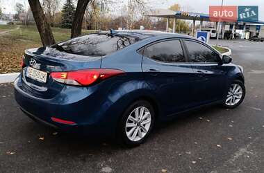 Седан Hyundai Elantra 2015 в Павлограде