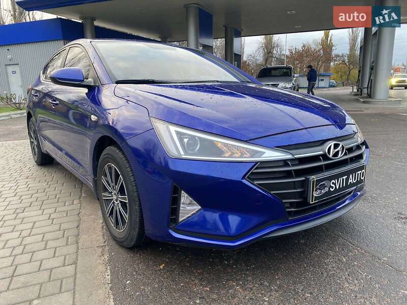 Седан Hyundai Elantra 2019 в Миколаєві
