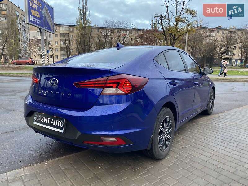 Седан Hyundai Elantra 2019 в Миколаєві