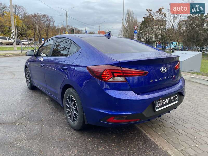 Седан Hyundai Elantra 2019 в Миколаєві