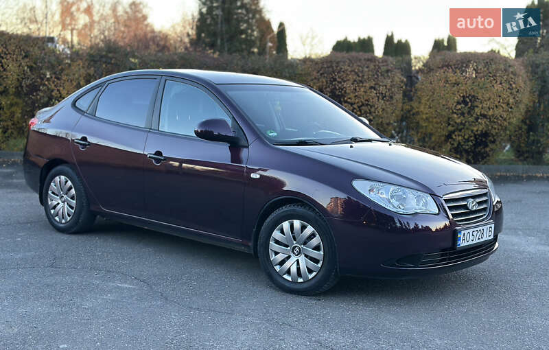 Седан Hyundai Elantra 2007 в Тернополі