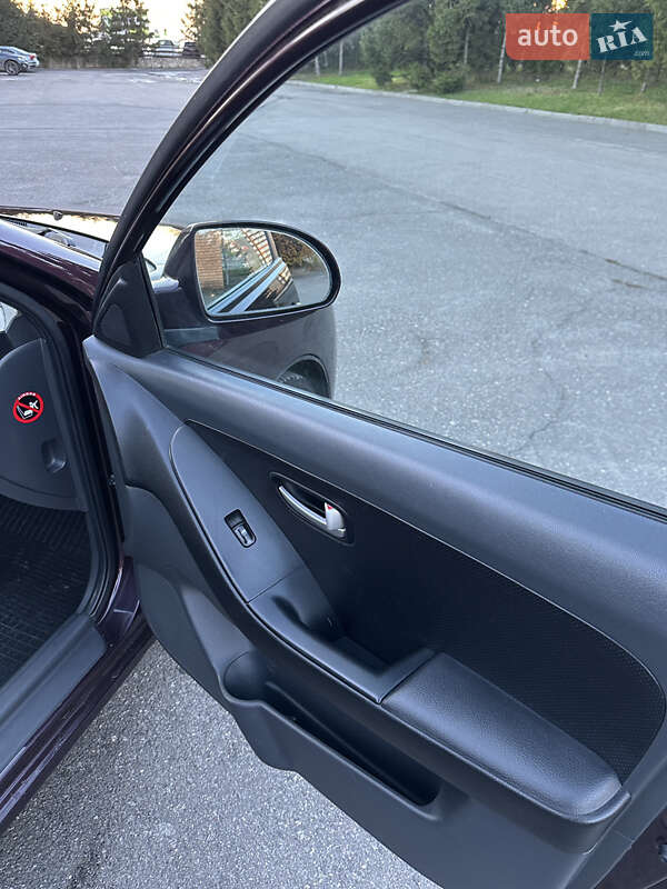 Седан Hyundai Elantra 2007 в Тернополі