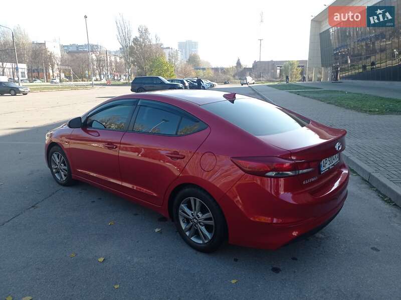 Седан Hyundai Elantra 2016 в Запорожье