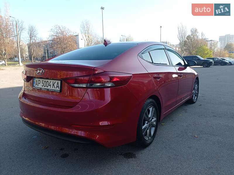 Седан Hyundai Elantra 2016 в Запорожье