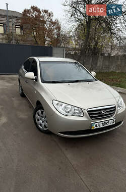 Седан Hyundai Elantra 2008 в Чернігові