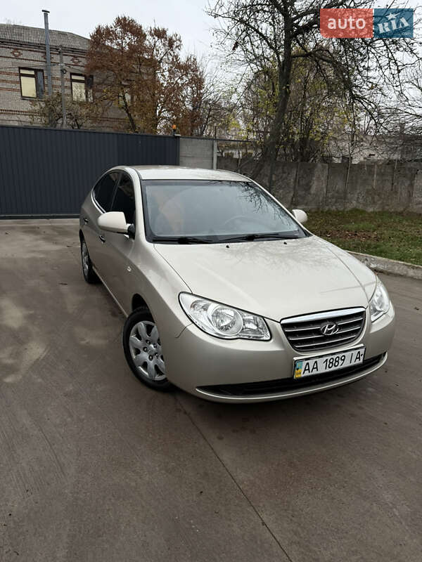 Hyundai Elantra 2008