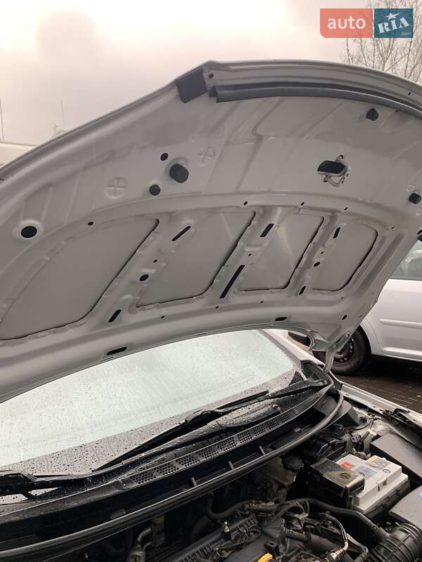 Седан Hyundai Elantra 2013 в Киеве фото 21 Седан Hyundai Elantra 2013 в Киеве