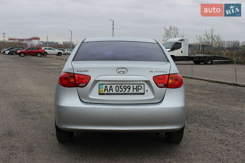 Седан Hyundai Elantra 2008 в Киеве фото 5 Седан Hyundai Elantra 2008 в Киеве