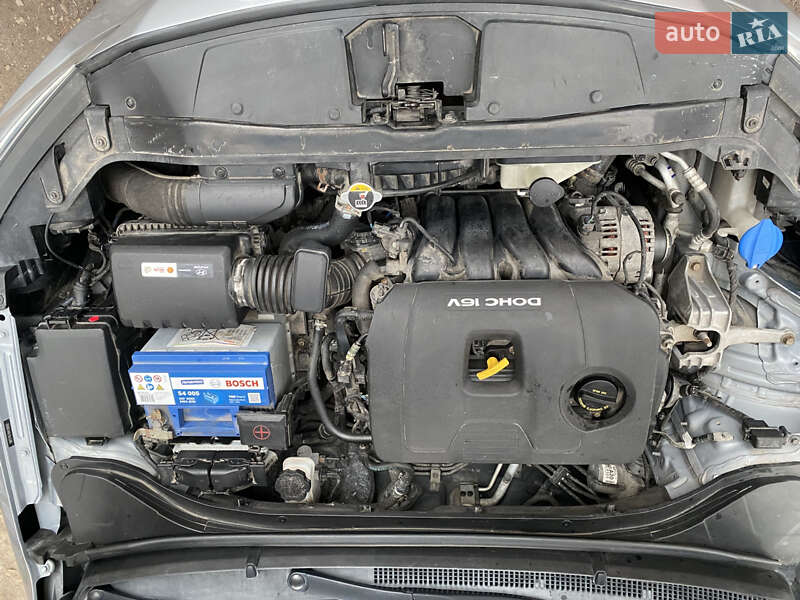 Седан Hyundai Elantra 2016 в Виннице