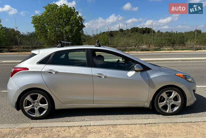 Hyundai Elantra 2015
