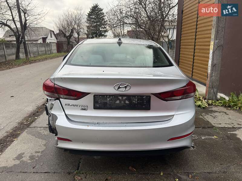 Седан Hyundai Elantra 2016 в Києві фото 4 Седан Hyundai Elantra 2016 в Києві