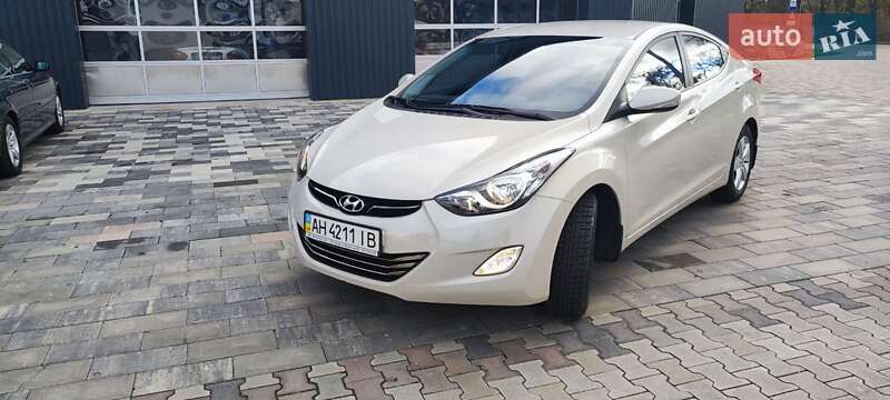 Седан Hyundai Elantra 2012 в Киеве фото 3 Седан Hyundai Elantra 2012 в Киеве