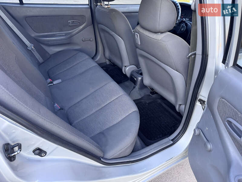 Седан Hyundai Elantra 2006 в Киеве фото 10 Седан Hyundai Elantra 2006 в Киеве