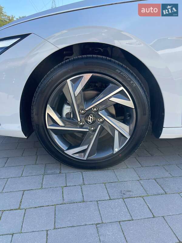 Седан Hyundai Elantra 2025 в Львове фото 8 Седан Hyundai Elantra 2025 в Львове