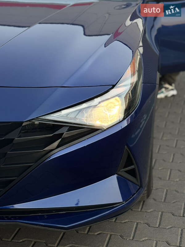 Седан Hyundai Elantra 2022 в Киеве