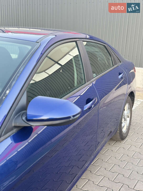 Седан Hyundai Elantra 2022 в Киеве