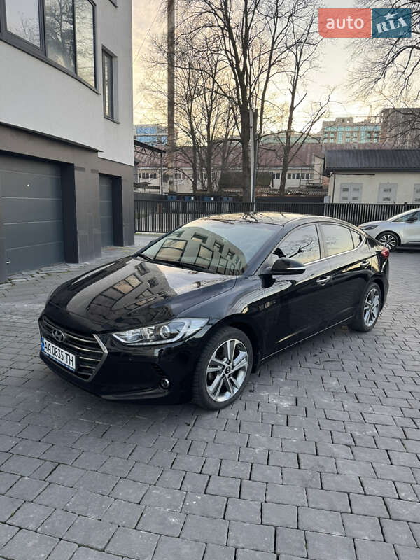 Hyundai Elantra 2017