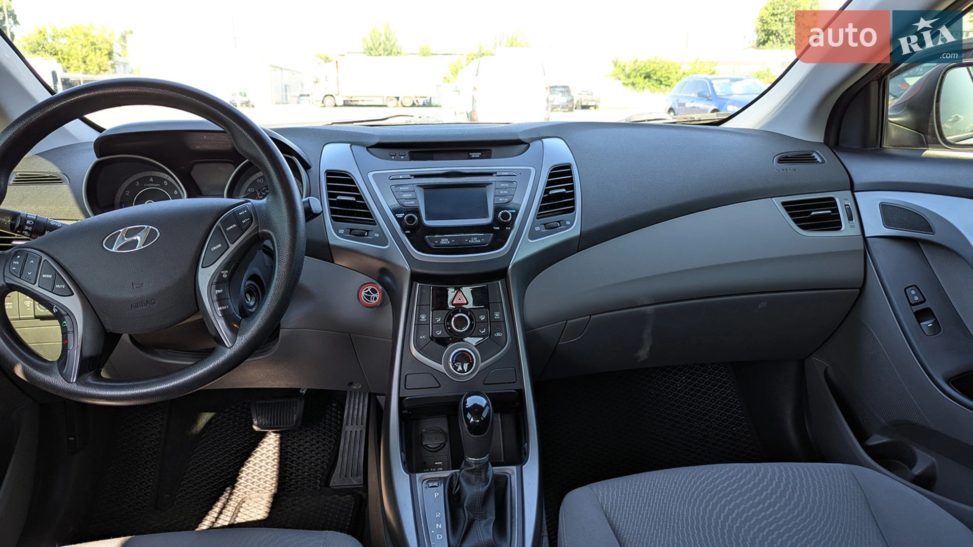2014 Hyundai Elantra - мініатюра 8