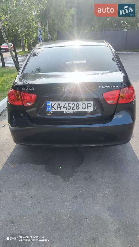 Седан Hyundai Elantra 2007 в Києві