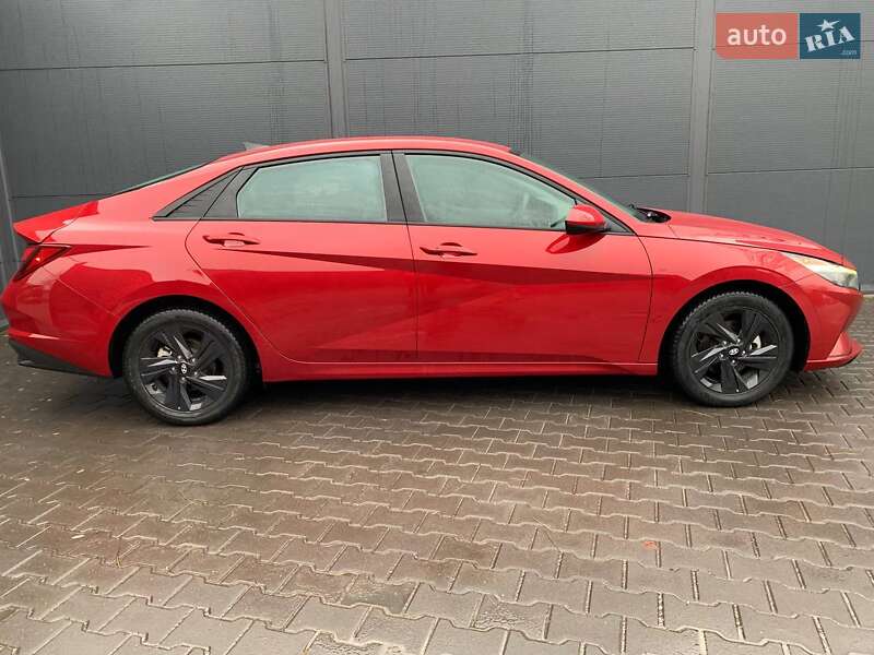 Седан Hyundai Elantra 2021 в Киеве