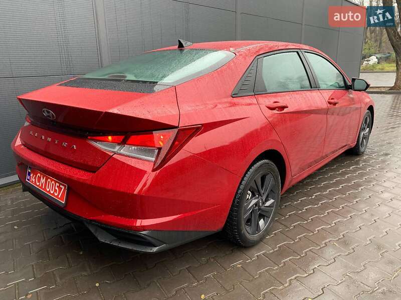 Седан Hyundai Elantra 2021 в Киеве