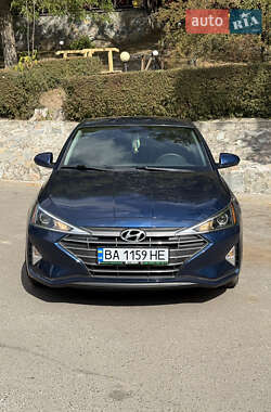 Седан Hyundai Elantra 2019 в Кропивницком