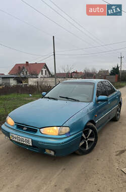 Седан Hyundai Elantra 1994 в Одесі