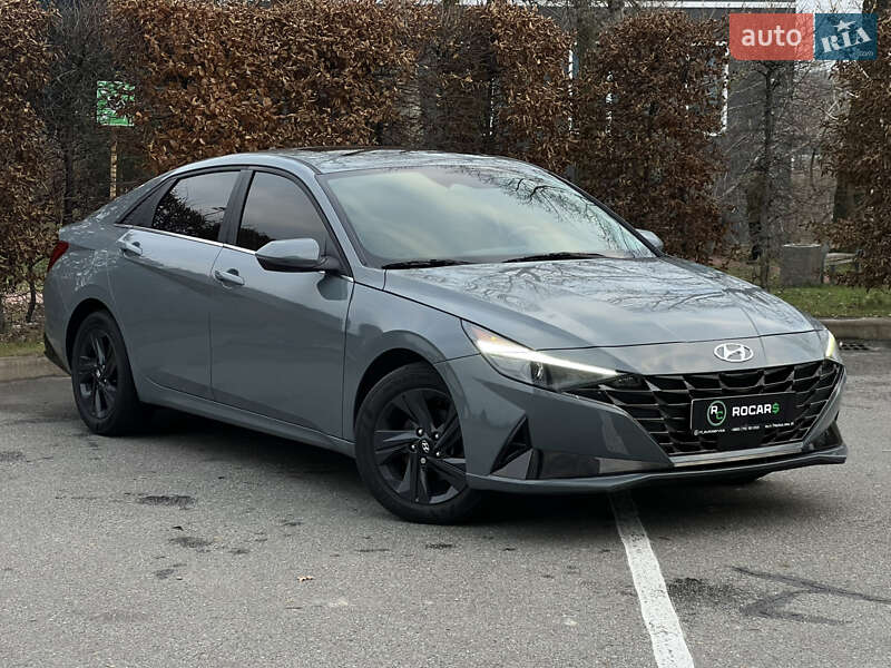 Седан Hyundai Elantra 2022 в Киеве