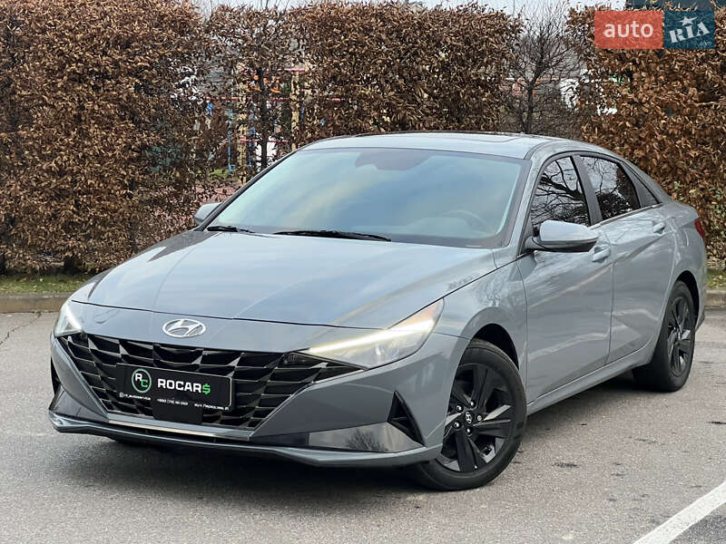 Седан Hyundai Elantra 2022 в Киеве
