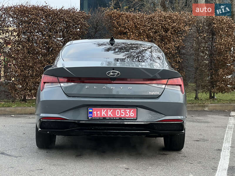 Седан Hyundai Elantra 2022 в Киеве
