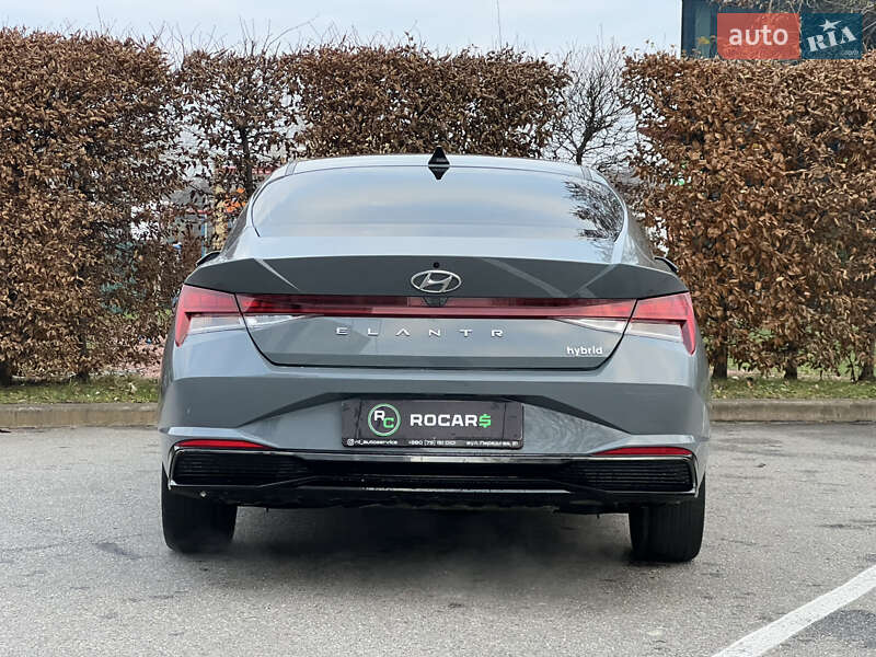 Седан Hyundai Elantra 2022 в Киеве