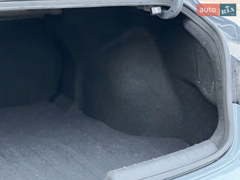 Седан Hyundai Elantra 2022 в Киеве