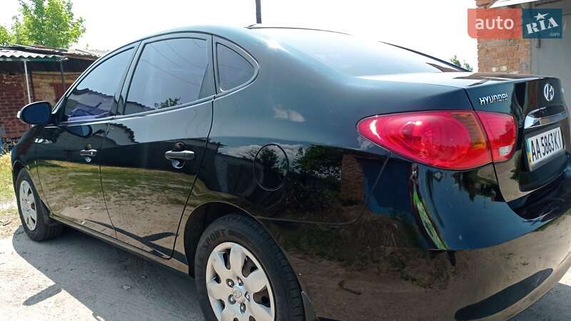 Седан Hyundai Elantra 2011 в Олександрії