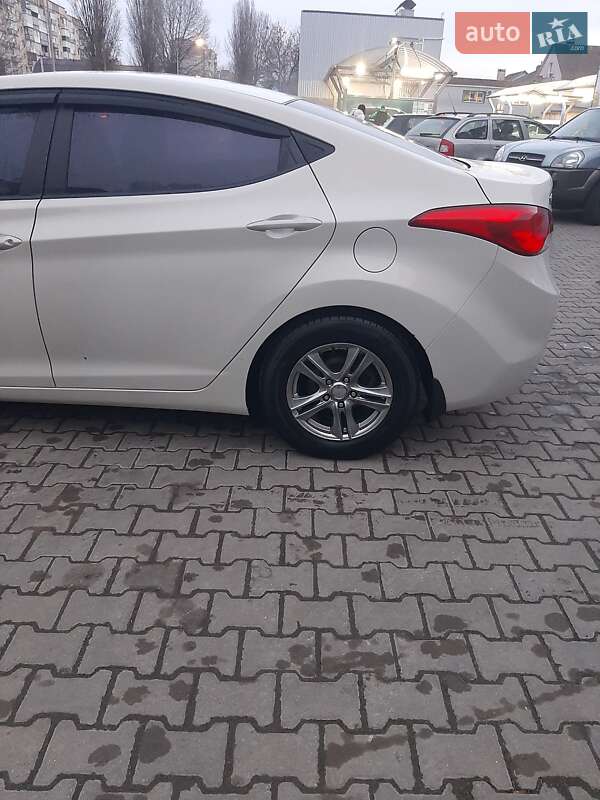 Седан Hyundai Elantra 2012 в Хмельницькому