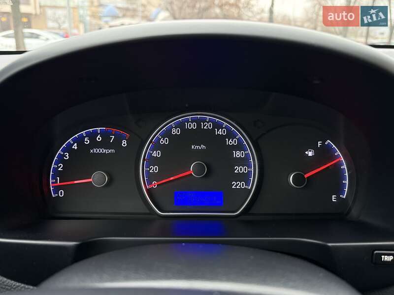 Седан Hyundai Elantra 2010 в Киеве фото 19 Седан Hyundai Elantra 2010 в Киеве