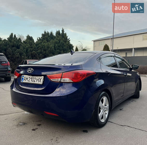 Седан Hyundai Elantra 2013 в Житомирі
