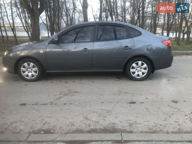 Седан Hyundai Elantra 2008 в Харькове