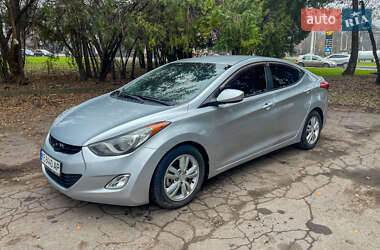Седан Hyundai Elantra 2013 в Каменском
