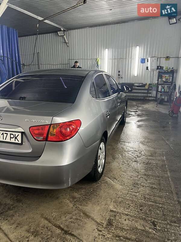 Седан Hyundai Elantra 2011 в Києві фото 8 Седан Hyundai Elantra 2011 в Києві