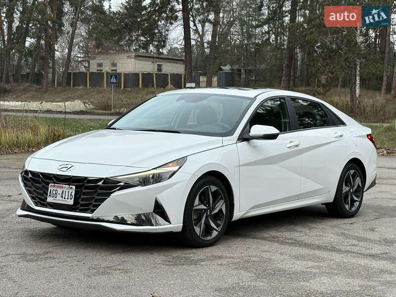 Седан Hyundai Elantra 2021 в Тараще